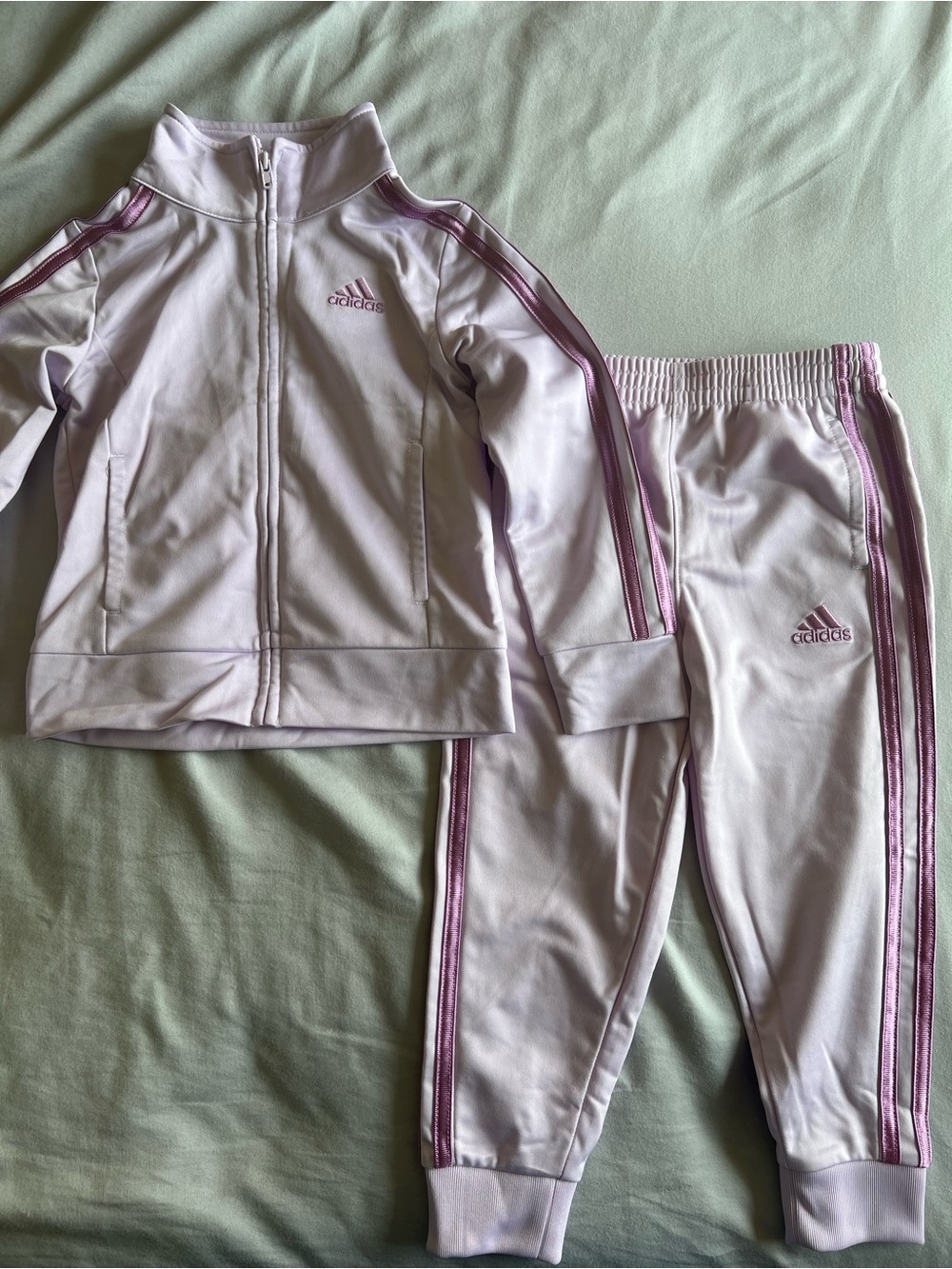 Addias toddler girl set